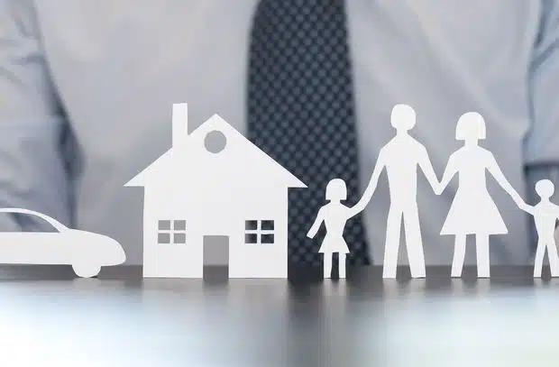 Assurances auto et habitation : ces hausses qui vous attendent en 2023