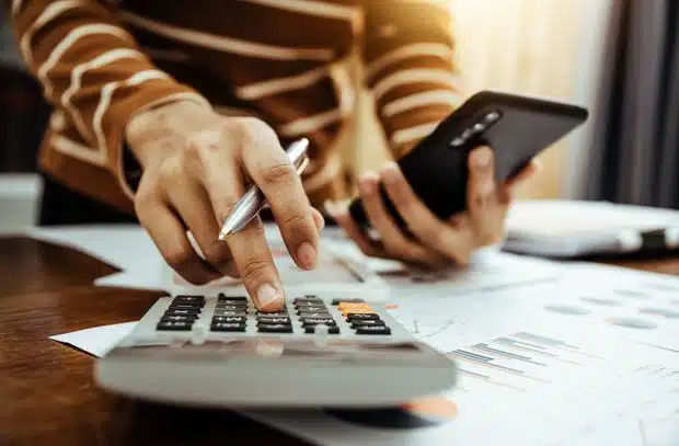 Service-Public.fr : une nouvelle rubrique dédiée aux aides financières