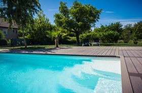 Piscines : le prix de vente des biens avec piscine grimpe en flèche