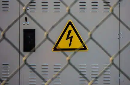 Électricité : le danger invisible qui rôde dans nos logements