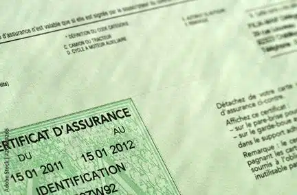 Révolution pour l'assurance auto : adieu la vignette, bonjour la numérisation !