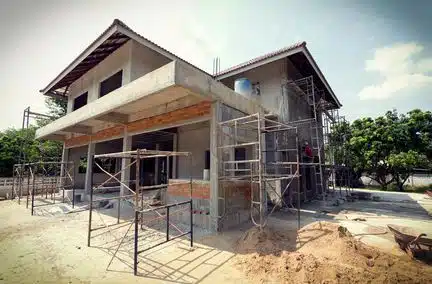 Immobilier : moins de maisons construites et prix en hausse !