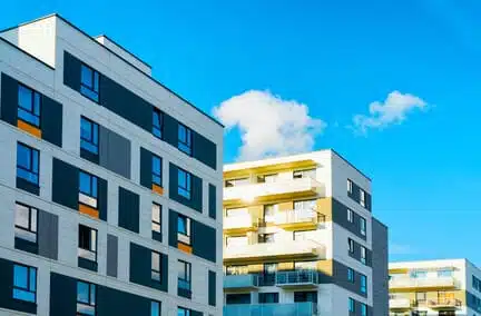 Reprise immobilière : iad annonce des performances record au T1 2025
