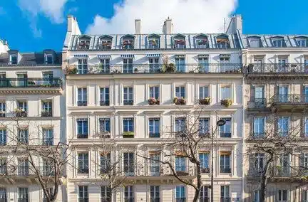 Crédit immo : la hausse des taux continue mais le gouvernement se veut rassurant