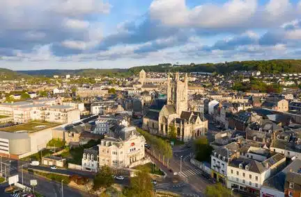 Immobilier : baisse des prix, est-ce le moment d'acheter ?